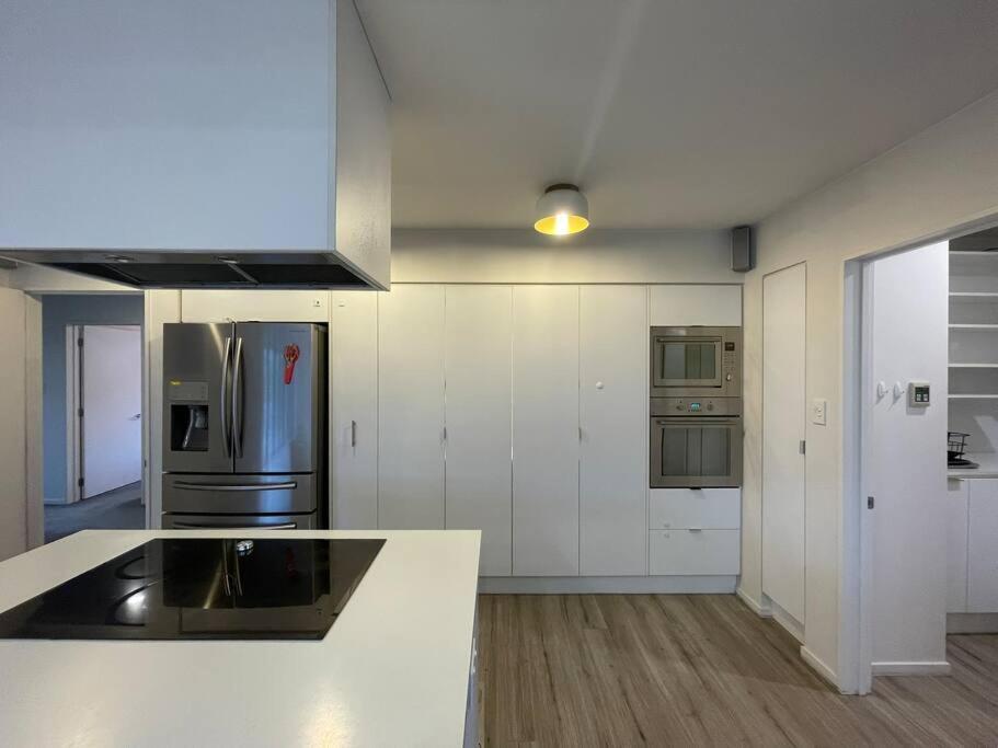 Spacious 4 Bed Family Home Christchurch Zewnętrze zdjęcie